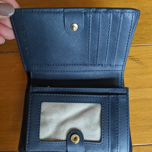 Wallet - Picture 2 of 4